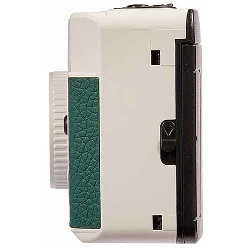 Kodak Ultra F9 Reusable 35mm Camera (Dark Night Green)