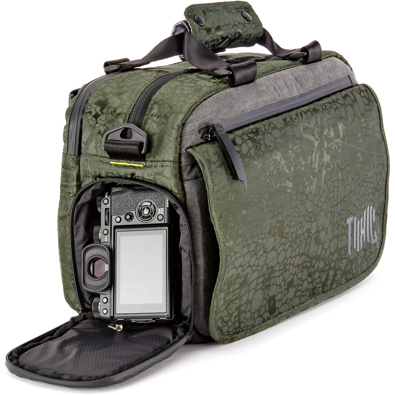 3 Legged Thing Wraith Messenger Bag (Emerald, Medium)