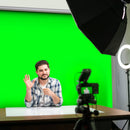 KHOMO GEAR Pull-Down Backdrop (Chroma-Key Green, 84 x 84")
