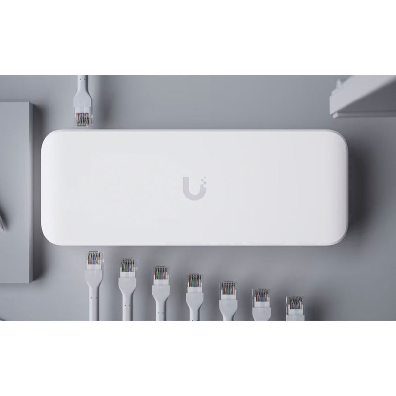 Ubiquiti Networks Ultra 210W 8-Port Gigabit PoE+ Compliant Managed Network Switch