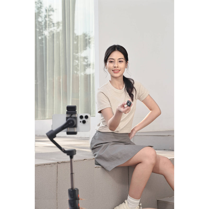 Hohem iSteady V3 AI Smartphone Gimbal with AI Tracker & Fill Light Module (Black)
