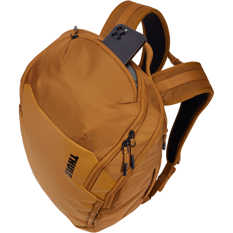 Thule Chasm Laptop Backpack (Golden, 26L)