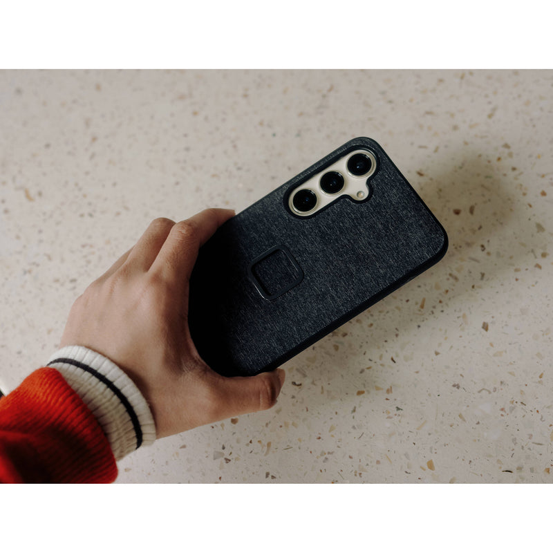 Peak Design Mobile Everyday Fabric Case for Samsung Galaxy S24 (Charcoal)