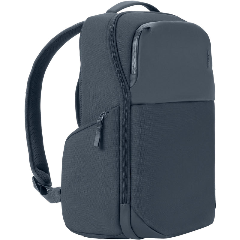 Incase A.R.C Daypack (Navy, 19.5L)