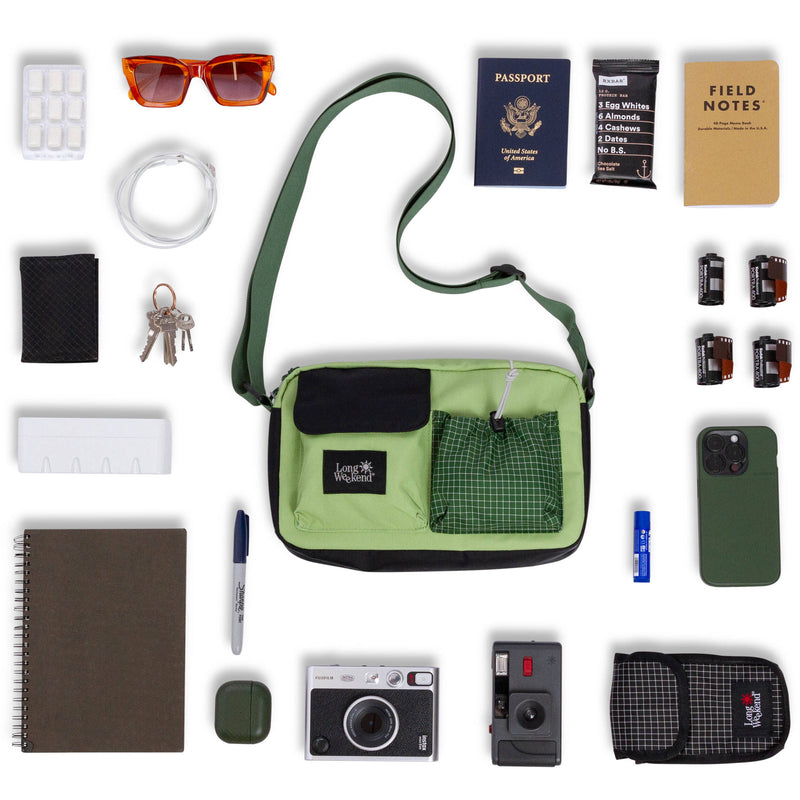 Long Weekend Santa Fe Shoulder Bag (Moss Green, 3L)