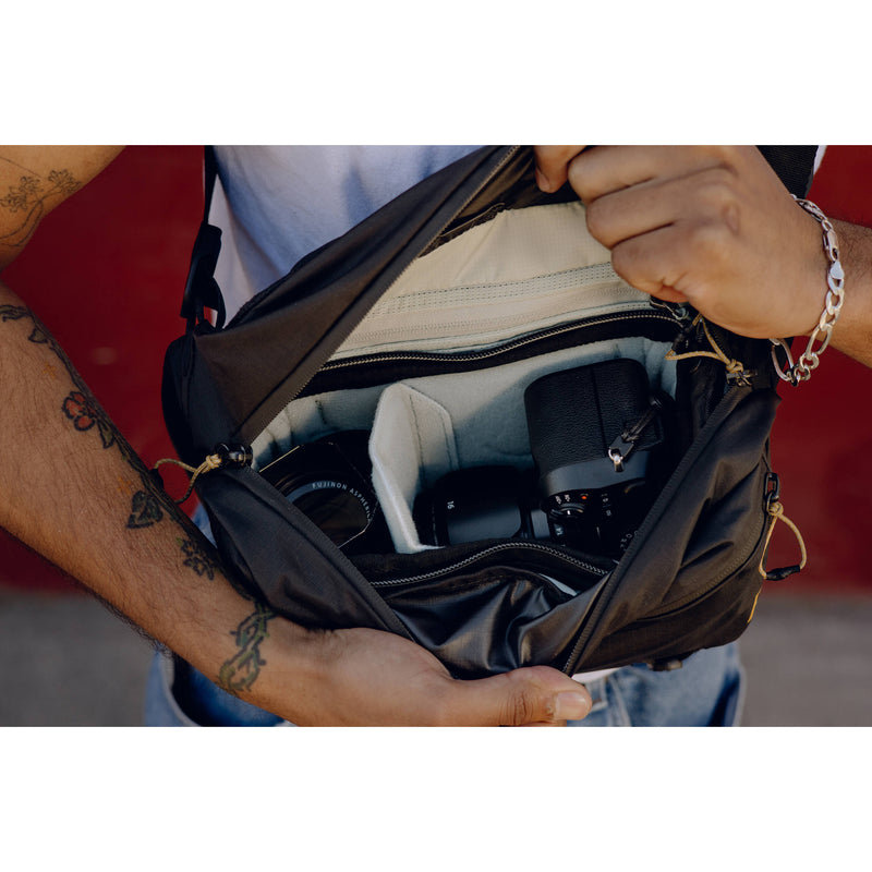 Peak Design Outdoor Sling (Black, 7L)