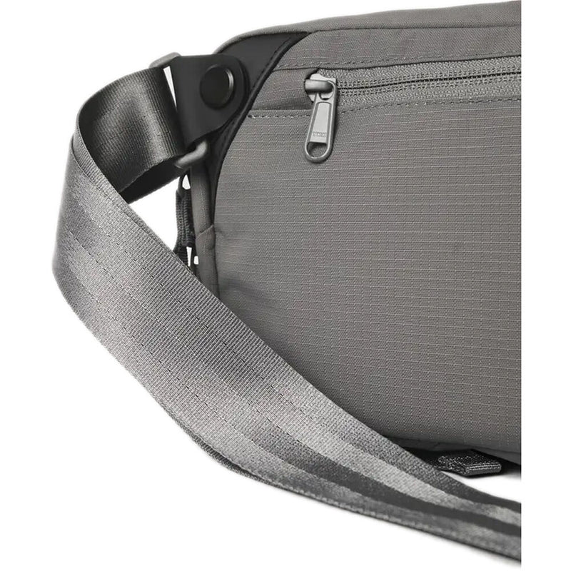 Moment Everything Sling (Gray, 4L)