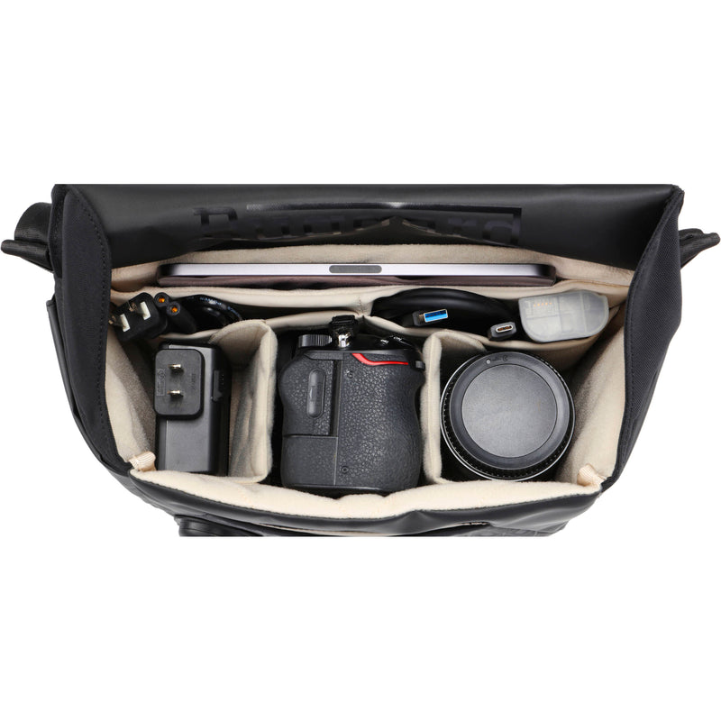 Ruggard Triumph Camera Messenger Bag (4L)