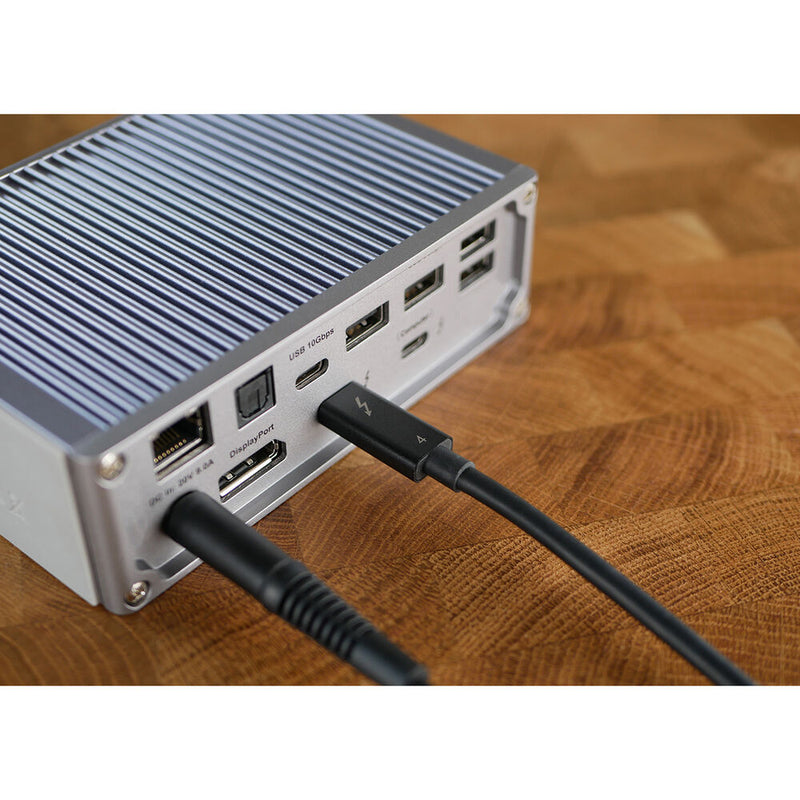 CalDigit Thunderbolt 4 / USB4 Passive Cable (2.6', Black)