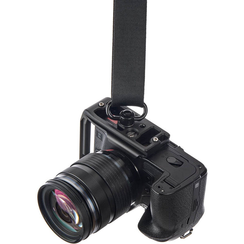 3 Legged Thing Ollie QD L-Bracket for OM System OM-1 and OM-1 Mark II (Black)