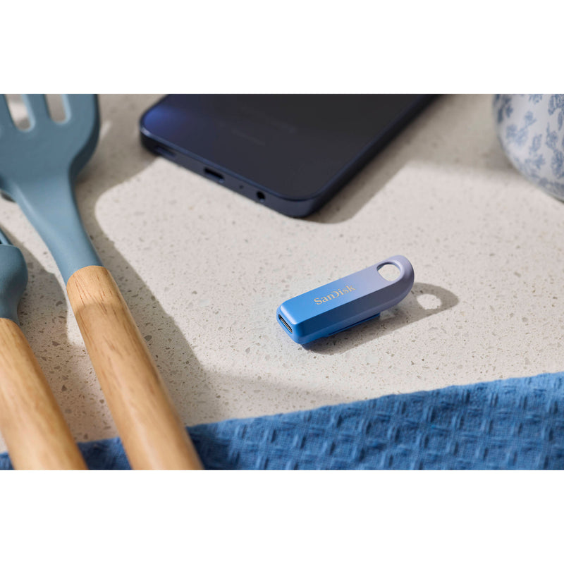 SanDisk 256GB Creator Series USB-C Flash Drive