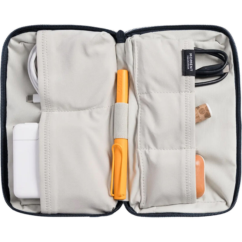 Moment Everything &nbsp;Mini Tech Organizer (Navy)