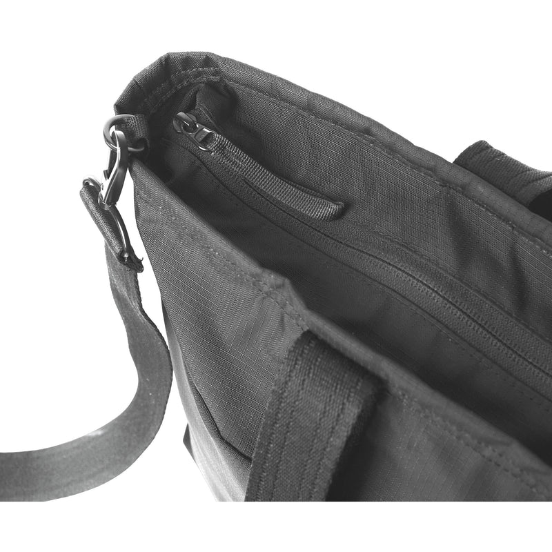 Moment Everything Travel Tote (Gray)