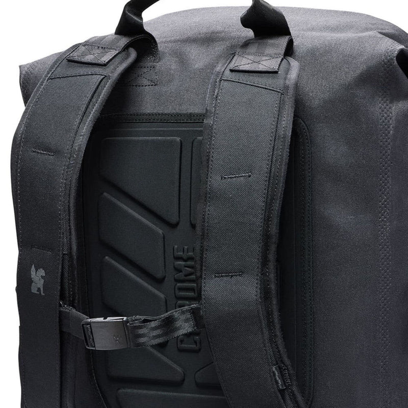 Chrome Industries Urban Ex Backpack (Black, 30L)