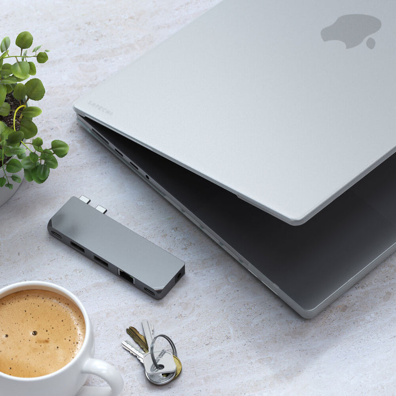 Satechi Eco-Hardshell Case for 16" MacBook Pro (Clear)