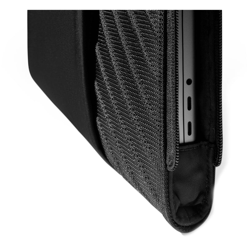 tomtoc Voyage A10 Laptop Sleeve for 16" MacBook