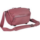 Vanguard VEO Metro Shoulder Bag (Magenta, 4L)