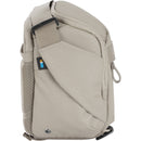 Vanguard VEO Metro Shoulder Bag (Cream, 7L)
