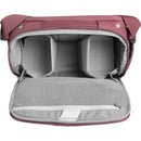 Vanguard VEO Metro Shoulder Bag (Magenta, 9L)