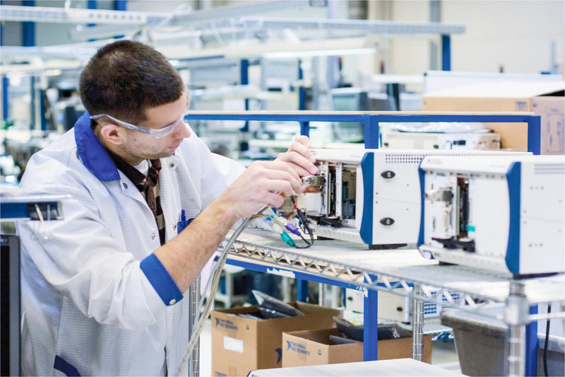 NI / EMERSON 781156-01/960680-101 Standard Service Program, Traceable Calibration, 3 Years, 781156-01 CompactDAQ Chassis