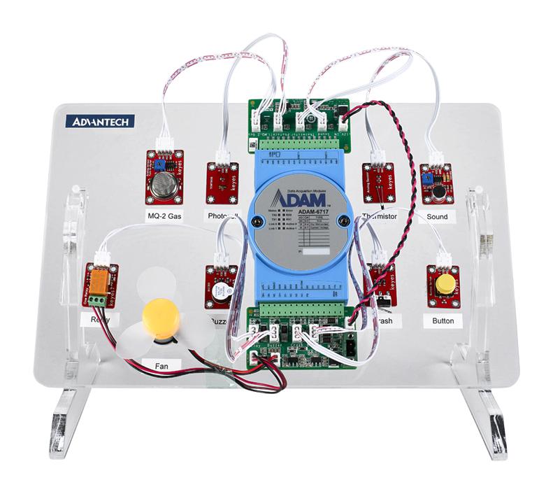 ADVANTECH ADAM-6717SK I/O GATEWAY STARTER KIT, 10/100MBPS