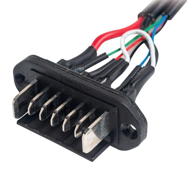 MULTICOMP PRO MP013752 EV Charging Connector, Plug, 7 Position, Solder