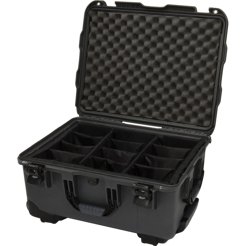 Nanuk 950 Protective Rolling Case with Foam Dividers (Graphite)