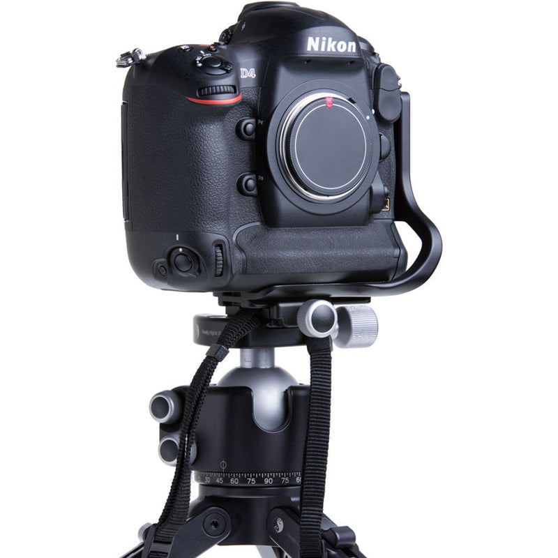 Really Right Stuff B2-FABN Screw-Knob Clamp with Strap Bosses (38mm)