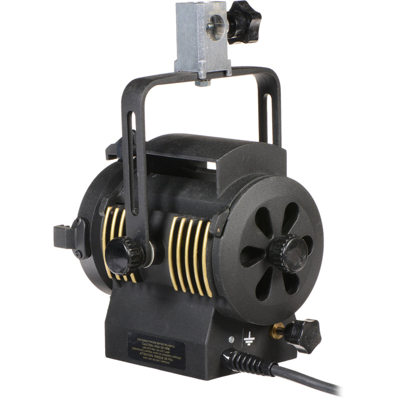 LTM Pepper 420 Watt Fresnel Tungsten Light