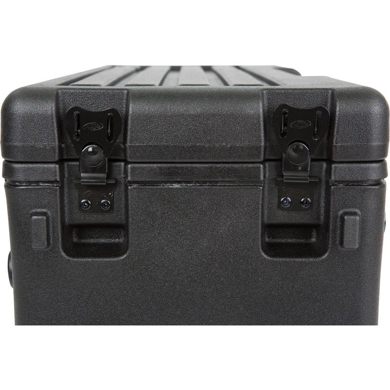 SKB 1SKB-R4UW Roto Rolling Rack Case (4 RU)
