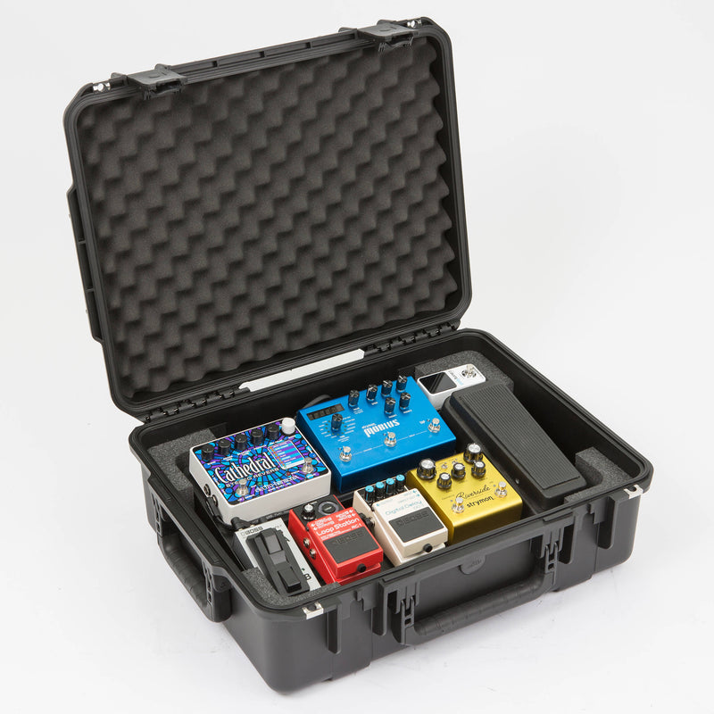 SKB 3i-2015-7-PB Injection-Molded Pedalboard with Included Case