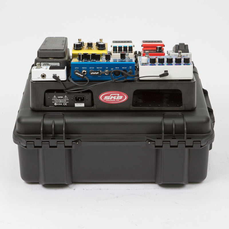 SKB 3i-2015-7-PB Injection-Molded Pedalboard with Included Case
