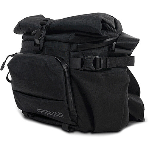 compagnon Element Sling 11 Camera Backpack (Volcano Black)