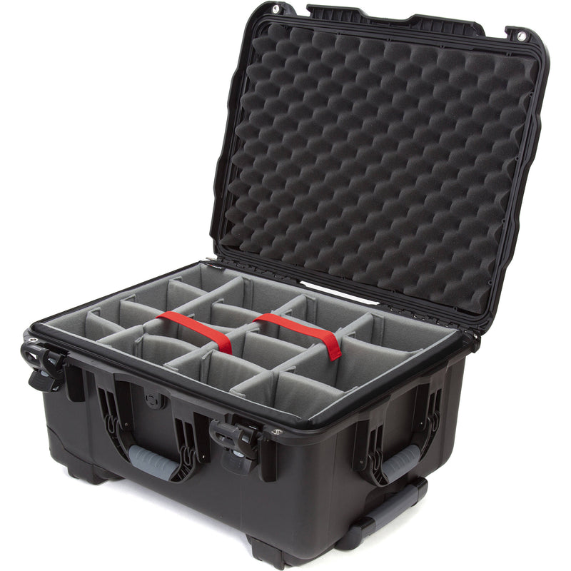 Nanuk 950 Protective Rolling Case with Foam Dividers (Black)