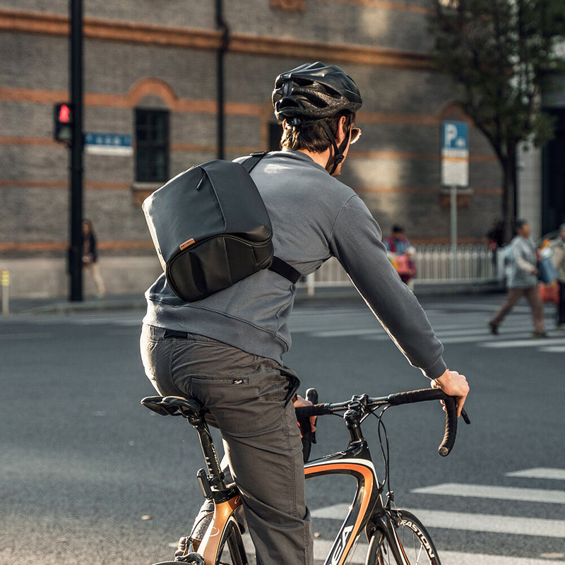 PGYTECH OneGo Shoulder Bag (6L, Obsidian Black)