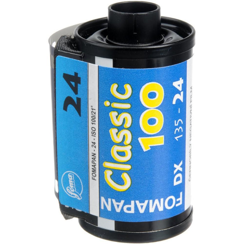 Fomapan 100 Classic Black and White Negative Film (35mm Roll Film, 24 Exposures)