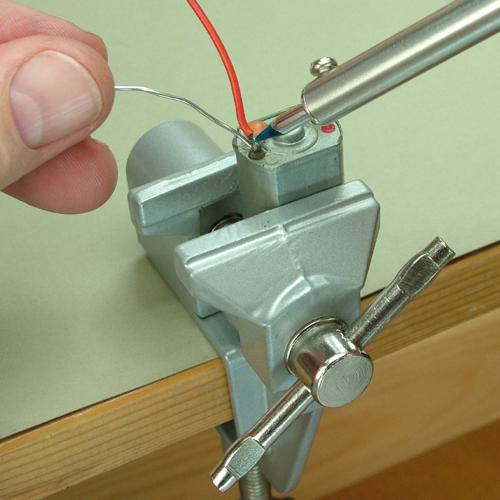 Multicomp PRO MP007098 MP007098 Bench Vice Mini Aluminium Alloy 30 mm 40