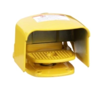 Square D BY Schneider Electric 9002AW15 9002AW15 Foot Switch Dpdt 0.6A 600VAC New