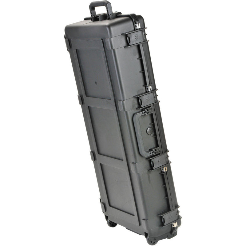 SKB iSeries Waterproof Classical/Thinline Guitar Case with Wheels (Black)